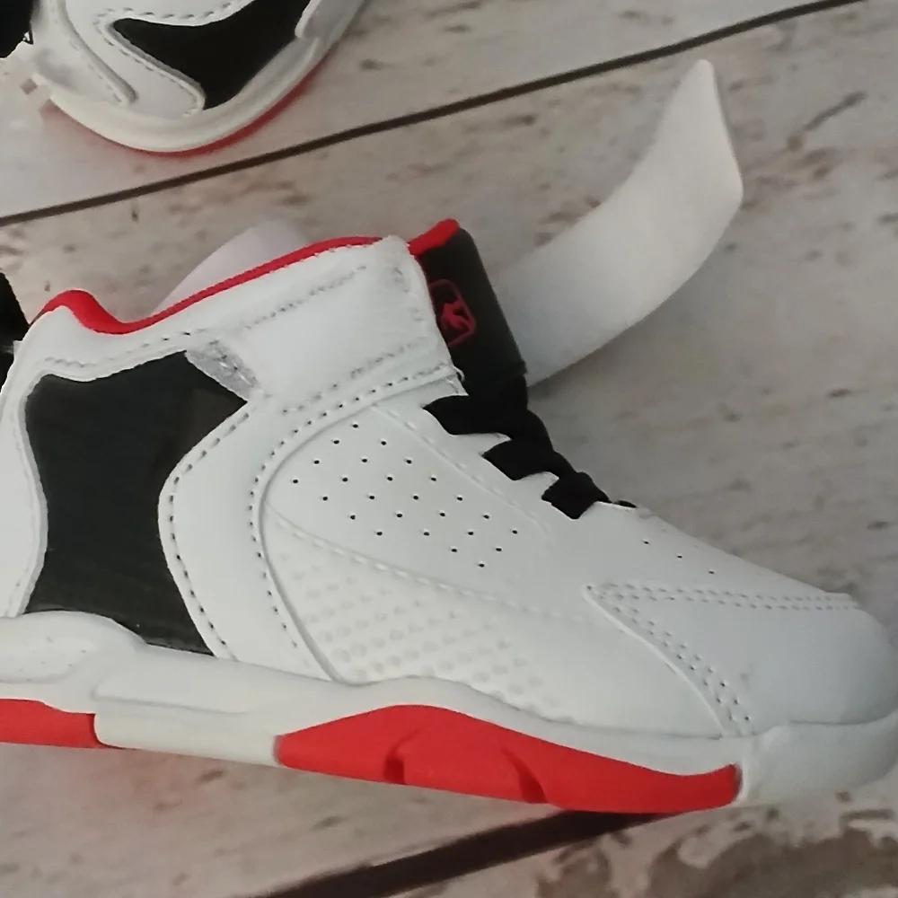 And1 major infant adaptive footwear shoes sneakers white, black, red size 5